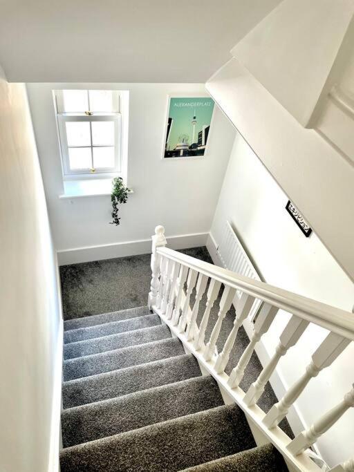 High-End 2 Bed Maisonette In Beaulieu Park Broomfield  Exterior photo