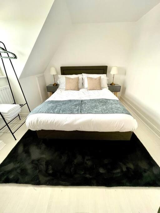 High-End 2 Bed Maisonette In Beaulieu Park Broomfield  Exterior photo