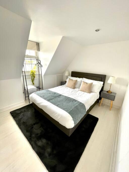 High-End 2 Bed Maisonette In Beaulieu Park Broomfield  Exterior photo